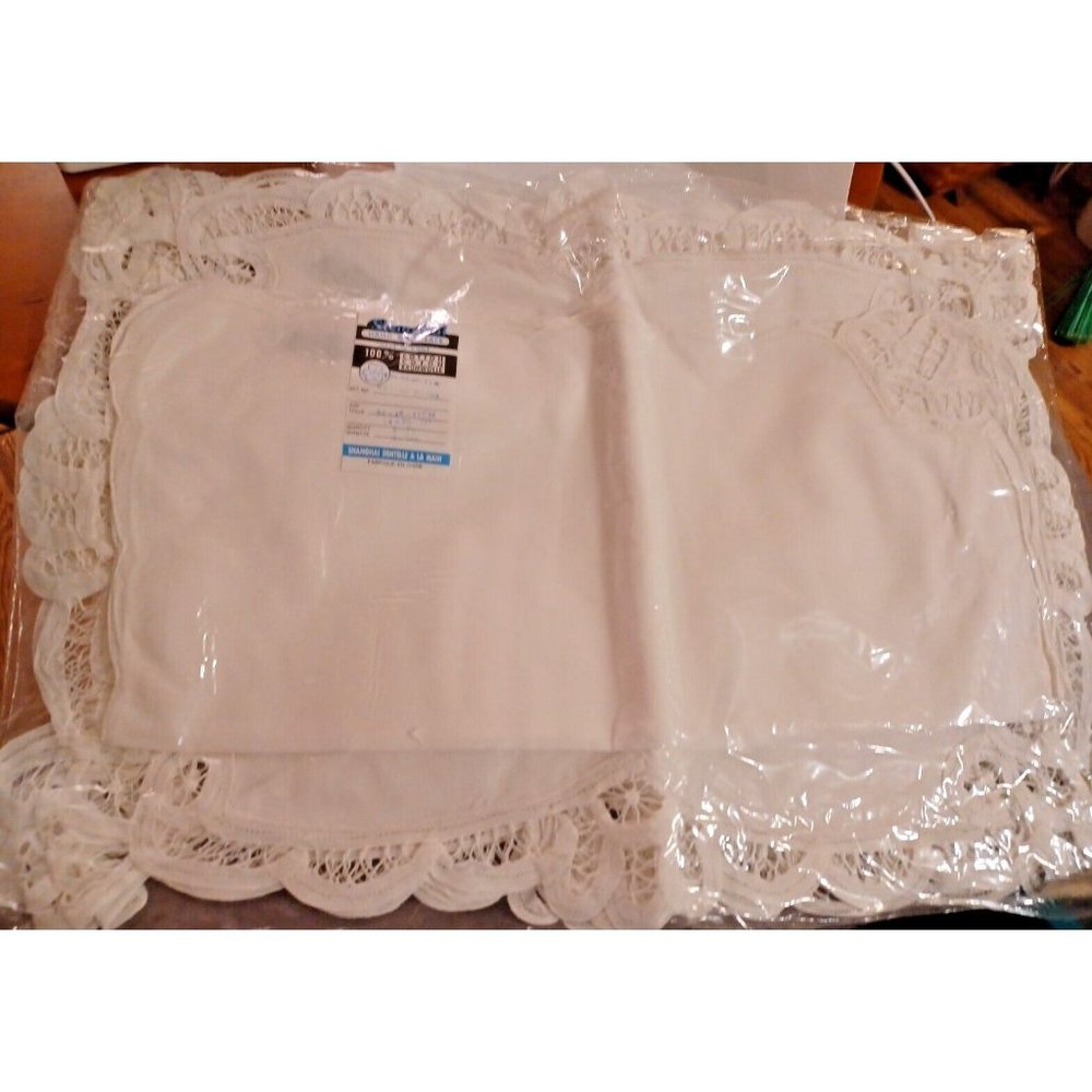 Shanghai Lace Imperial Elegance 8-piece Placemat Set Handmade 100% Cotton VTG